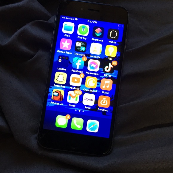 I phone 6 used n on side crack